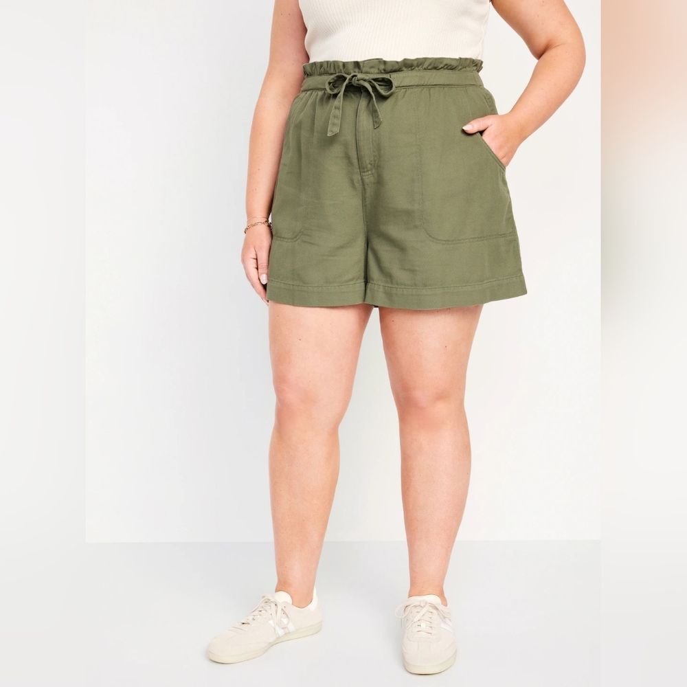 NWT Old Navy Women's Shorts Size 4X Tie Waist Pockets Green